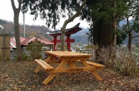 福地八幡神社に桜を奉納＆テーブル販売中です